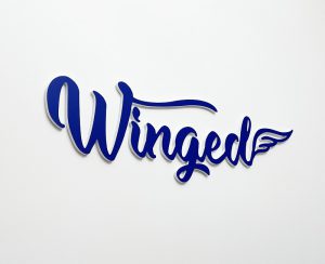 Logo 3D winged z pcv białego i niebieskiego na ścianę