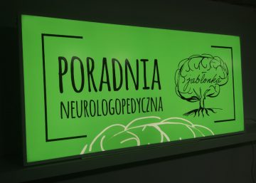 Kaseton reklamowy Poradnia neurologopedyczna w ramie aluminiowej podświetlany