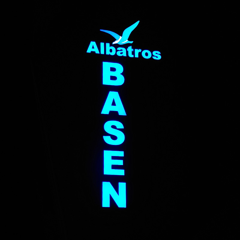 Litery 3D podświetlane nocą Basen Albatros