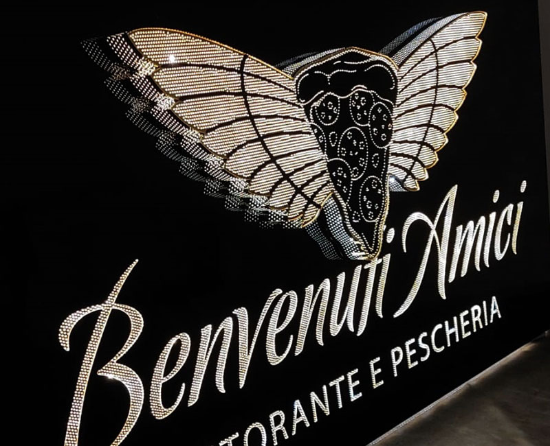 Reklama podświetlana złota iskrząca Bonavenuti
